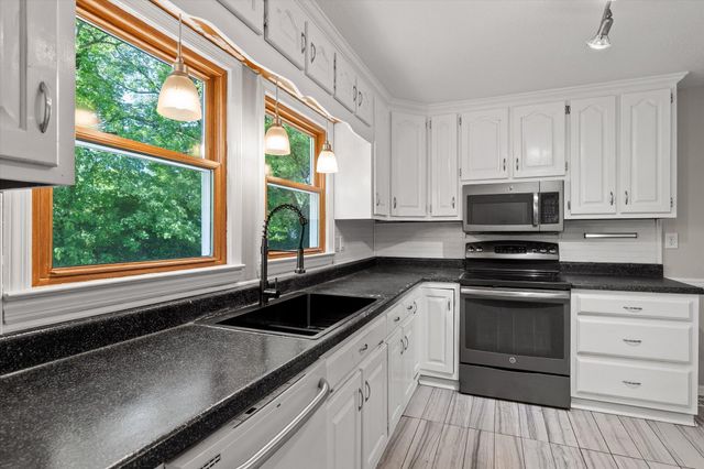 7339 S Dent Road, Hixson, TN 37343