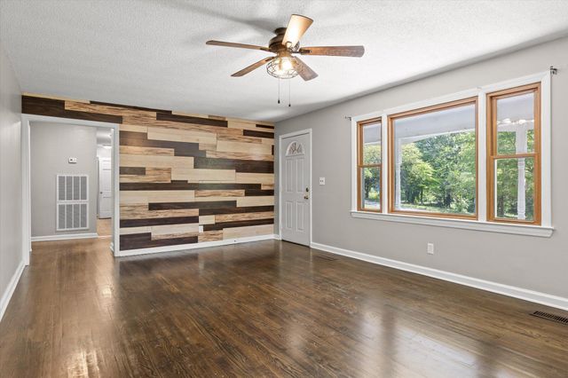 7339 S Dent Road, Hixson, TN 37343