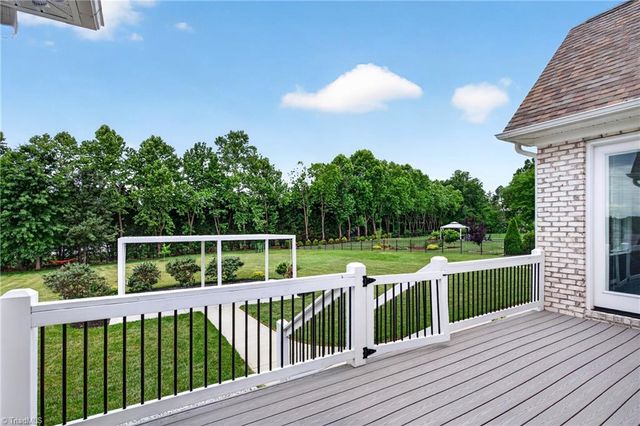 8403 Wolf Ridge Trail, Oak Ridge, NC 27310