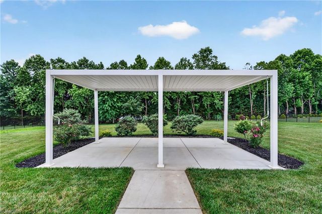 8403 Wolf Ridge Trail, Oak Ridge, NC 27310