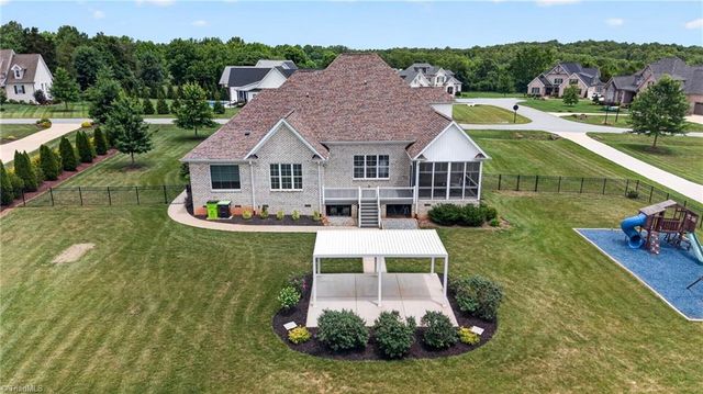 8403 Wolf Ridge Trail, Oak Ridge, NC 27310