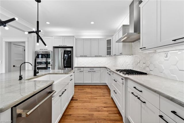 8403 Wolf Ridge Trail, Oak Ridge, NC 27310