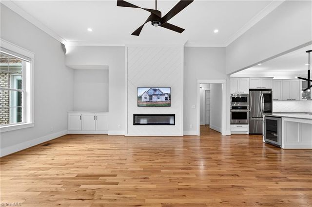 8403 Wolf Ridge Trail, Oak Ridge, NC 27310