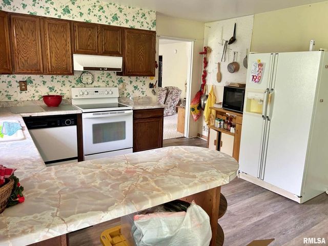 27 Grasty Road, Golconda, IL 62938