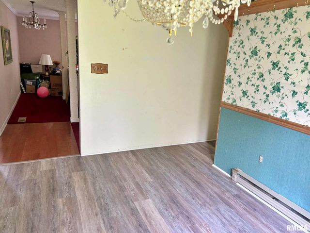 27 Grasty Road, Golconda, IL 62938