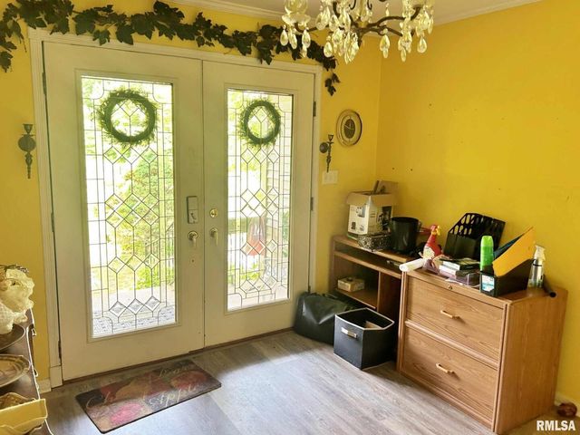 27 Grasty Road, Golconda, IL 62938