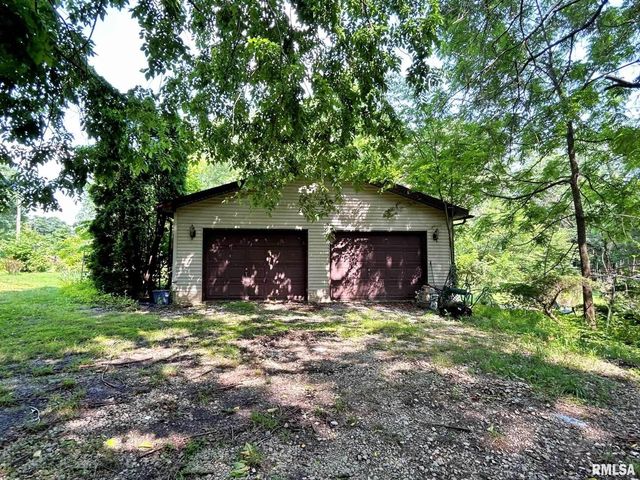 27 Grasty Road, Golconda, IL 62938