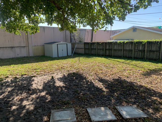 212 NW 41st Court 212, Deerfield Beach, FL 33064