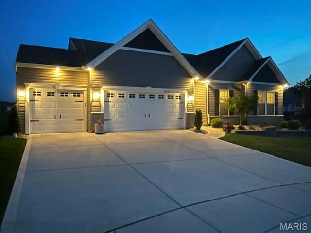 28841 Brayton Circle, Foristell, MO 63348