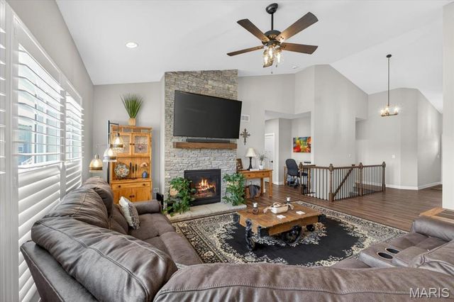 28841 Brayton Circle, Foristell, MO 63348