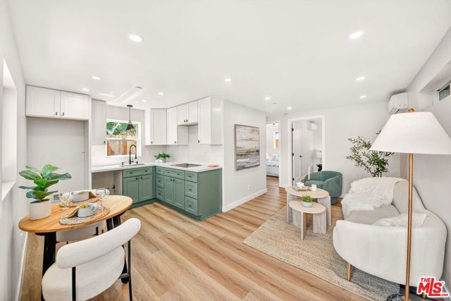 204 E 88th Street, Los Angeles, CA 90003
