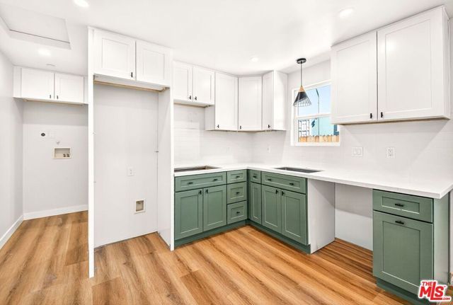 204 E 88th Street, Los Angeles, CA 90003
