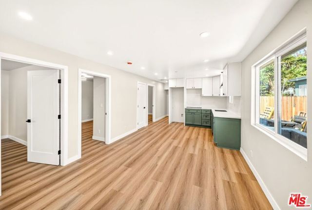 204 E 88th Street, Los Angeles, CA 90003