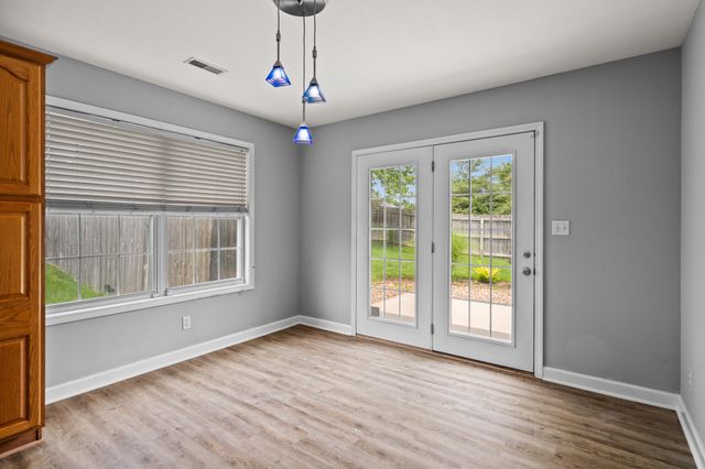 5909 KELSEY DR, Columbia, MO 65202