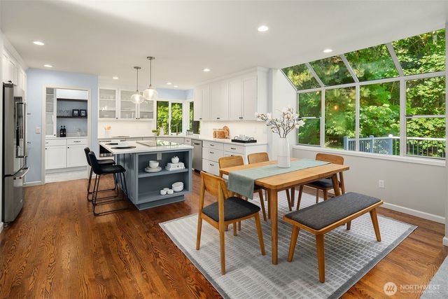 26038 SE 38th Street, Sammamish, WA 98029
