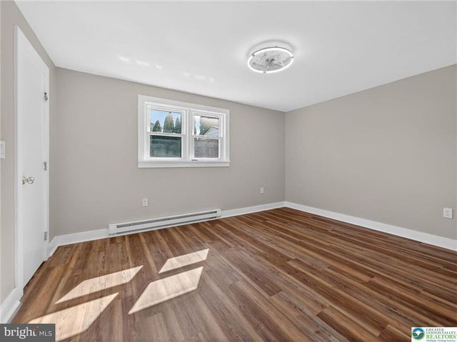 2 E CENTER ST, Nesquehoning, PA 18240