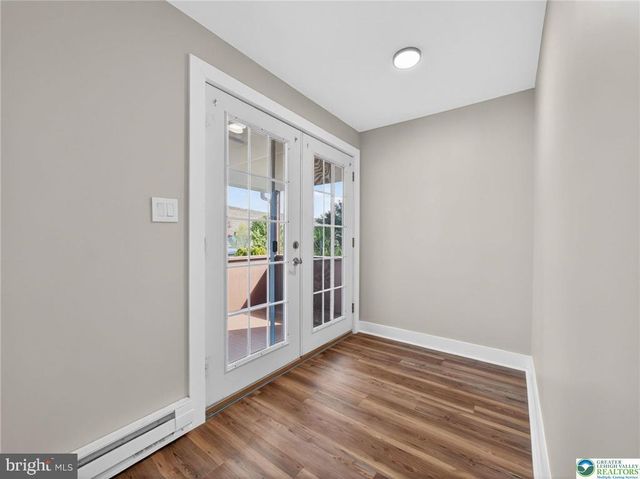 2 E CENTER ST, Nesquehoning, PA 18240