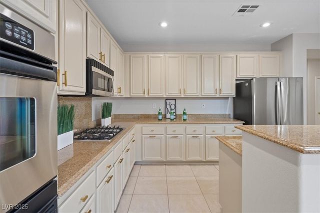 2120 Marsh Tern Court, North Las Vegas, NV 89084