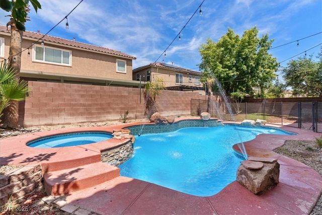 2120 Marsh Tern Court, North Las Vegas, NV 89084