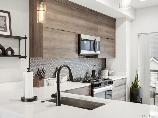 3513 W 63rd Avenue, Denver, CO 80221