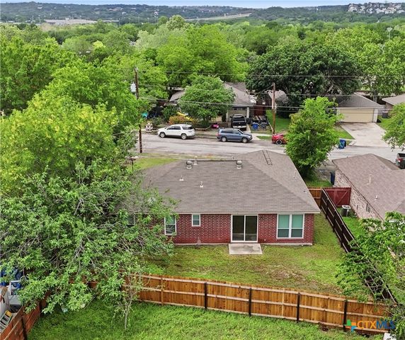 2221 Michigan Street, New Braunfels, TX 78130