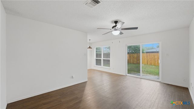 2221 Michigan Street, New Braunfels, TX 78130