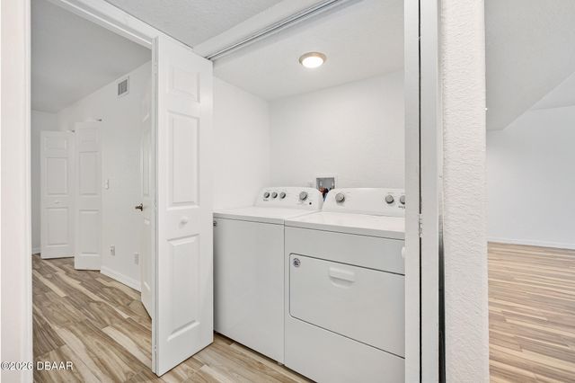 3807 S Atlantic Ave Apt 202, Daytona Beach Shores, FL 32118