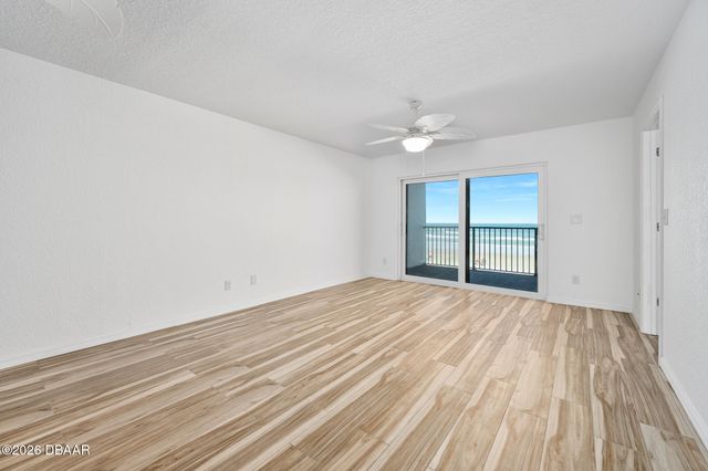 3807 S Atlantic Ave Apt 202, Daytona Beach Shores, FL 32118