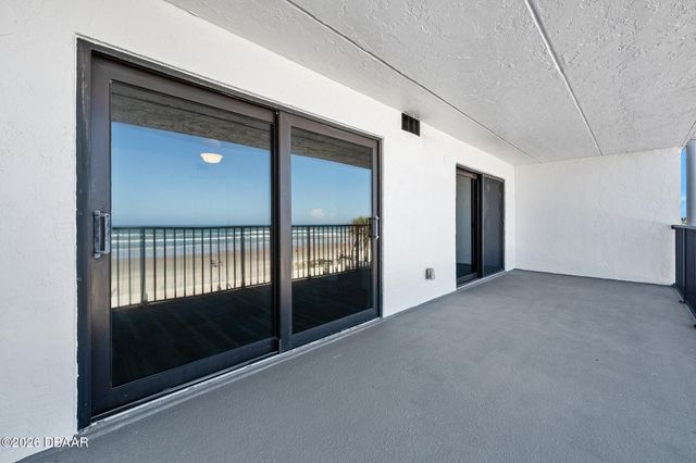 3807 S Atlantic Ave Apt 202, Daytona Beach Shores, FL 32118