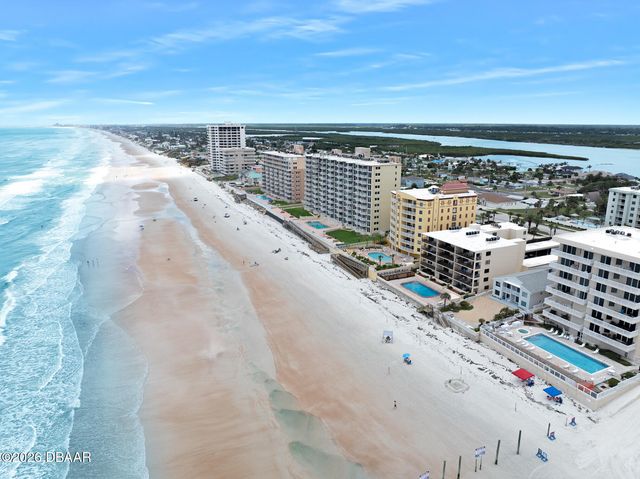 3807 S Atlantic Ave Apt 202, Daytona Beach Shores, FL 32118