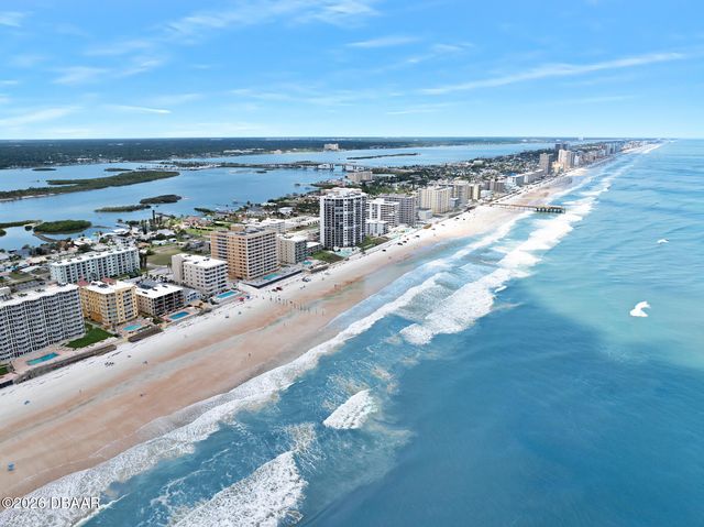 3807 S Atlantic Ave Apt 202, Daytona Beach Shores, FL 32118