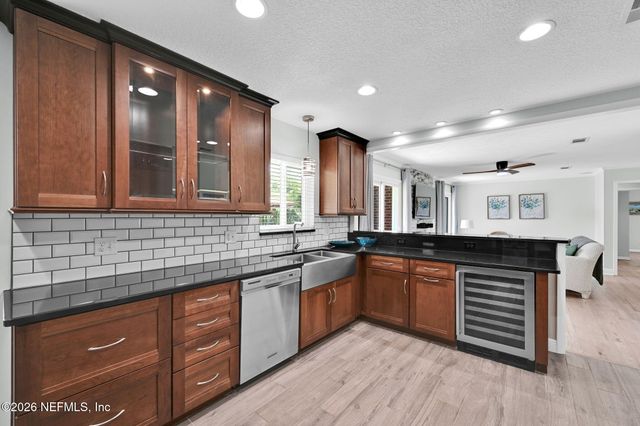 4173 SUNSET Lane S, Jacksonville, FL 32257