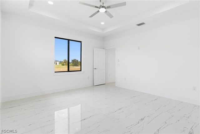 321 Peerless ST, Lehigh Acres, FL 33974