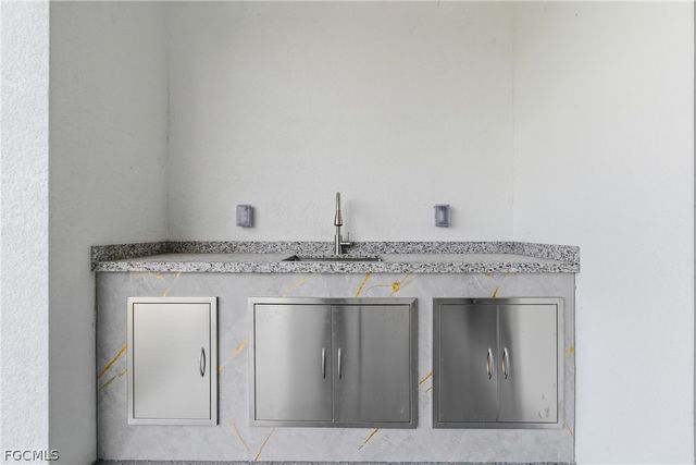 321 Peerless ST, Lehigh Acres, FL 33974