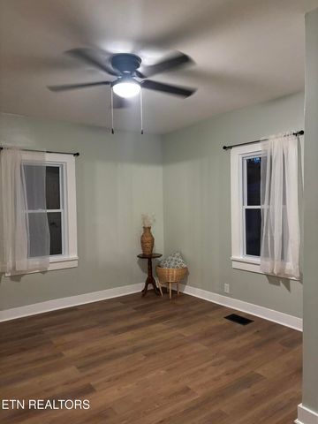 205 Old Dandridge Pike, Strawberry Plains, TN 37871