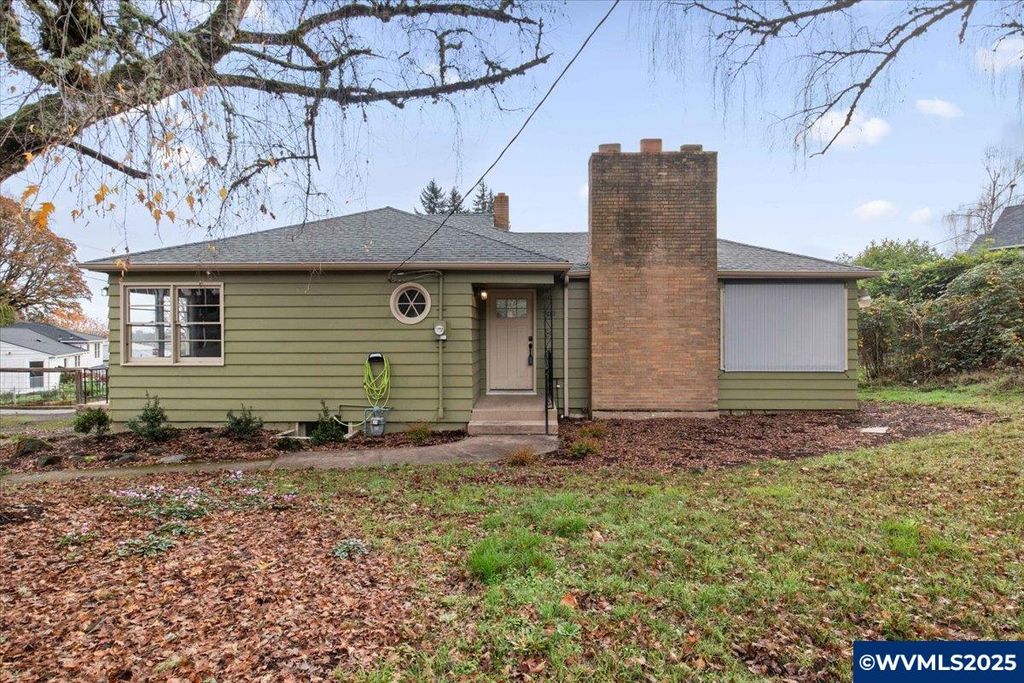 900 Cascade Dr NW, Salem, OR 97304