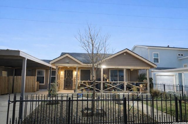 11334 Highcrest dr, San Antonio, TX 78224