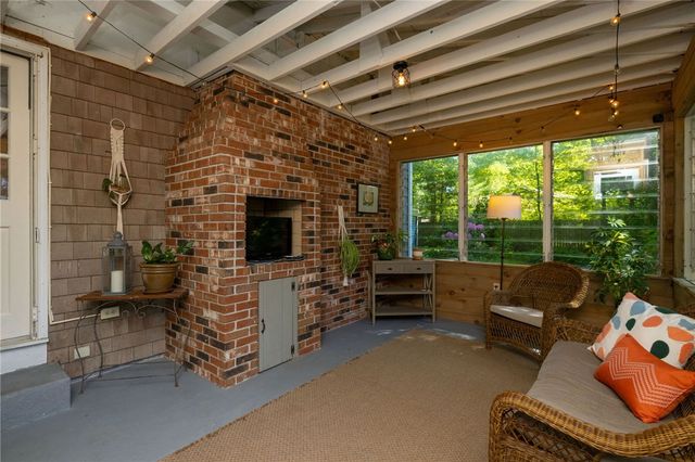 27 Tallwood Drive, Seekonk, MA 02771