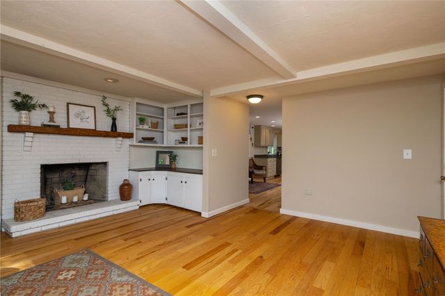 27 Tallwood Drive, Seekonk, MA 02771