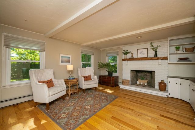 27 Tallwood Drive, Seekonk, MA 02771