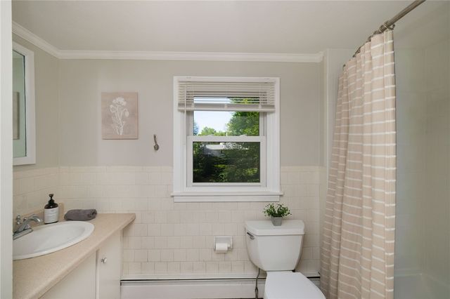 27 Tallwood Drive, Seekonk, MA 02771