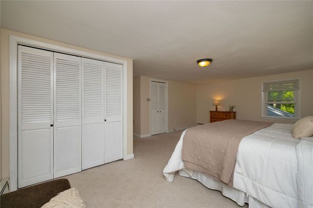 27 Tallwood Drive, Seekonk, MA 02771