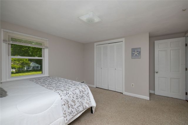 27 Tallwood Drive, Seekonk, MA 02771