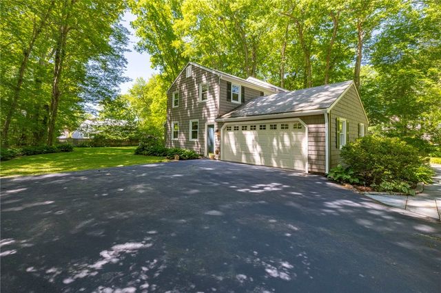 27 Tallwood Drive, Seekonk, MA 02771