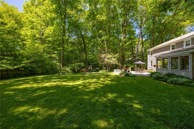 27 Tallwood Drive, Seekonk, MA 02771