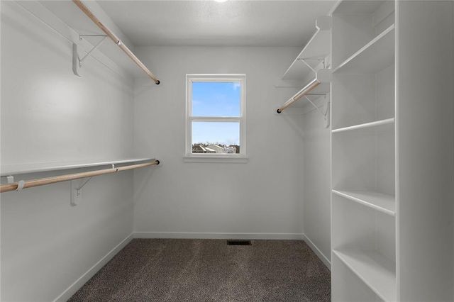 1502 SW Meadowlark Court, Oak Grove, MO 64075