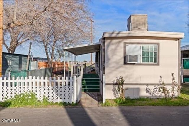45446 E 7th Street 42, Lancaster, CA 93535