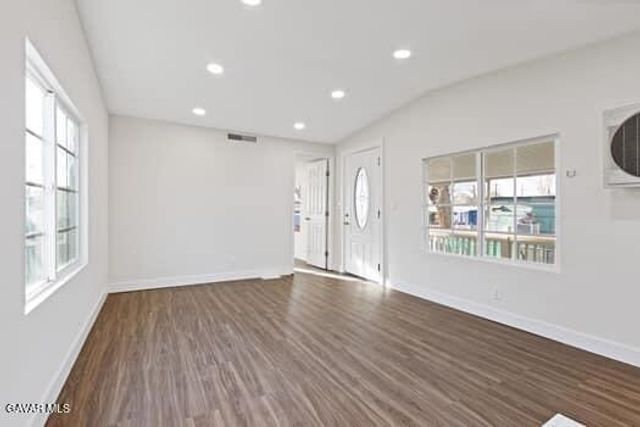 45446 E 7th Street 42, Lancaster, CA 93535