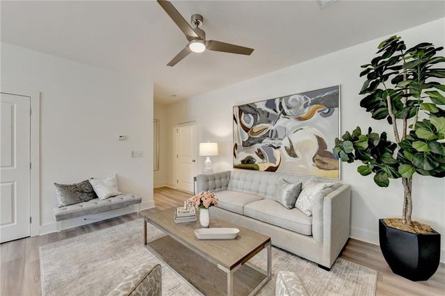 263 Barracks Way 877, Hoschton, GA 30548