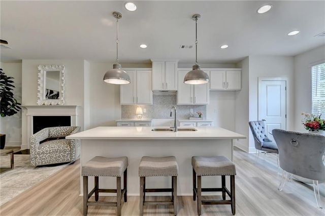 263 Barracks Way 877, Hoschton, GA 30548